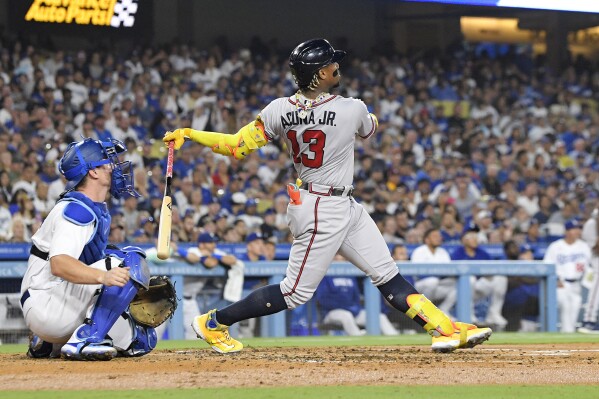 Acuña hits grand slam to become first player with 30 home runs and